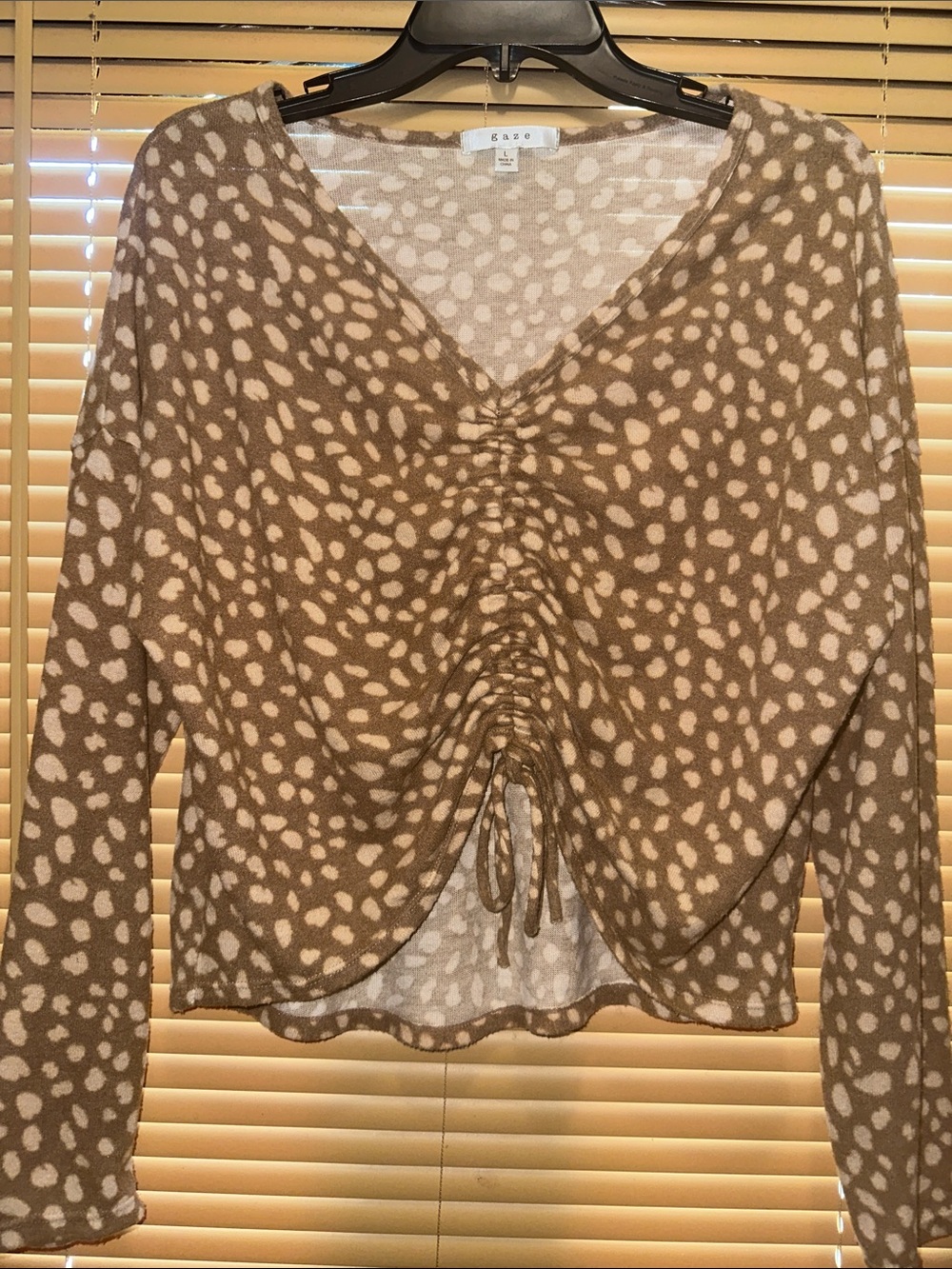 gaze Taupe and Cream Ruched V-Neck Long Sleeve Top